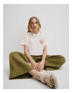 Floral Logo Embroidered T-shirt in Marshmallow
