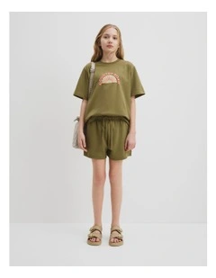 Sundial T-shirt in Olive