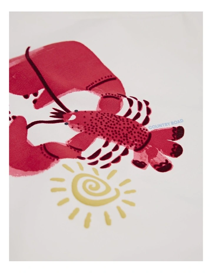 One Size Lobster T-shirt in Marshmallow image 5