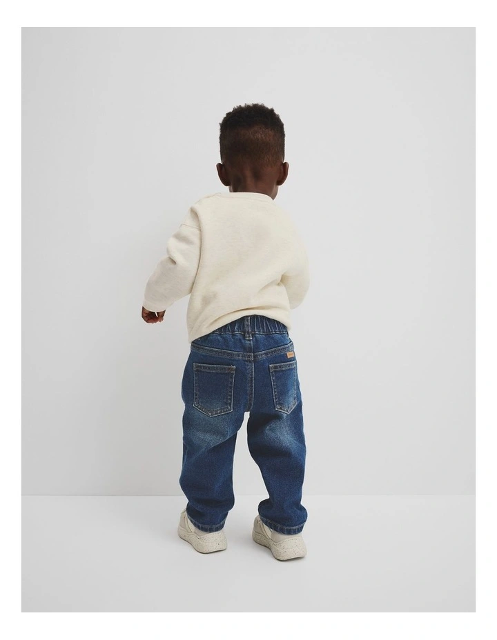 Denim Jean in Mid Blue Wash image 3