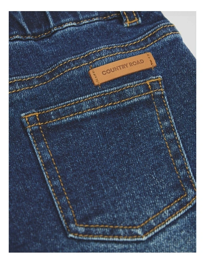 Denim Jean in Mid Blue Wash image 5