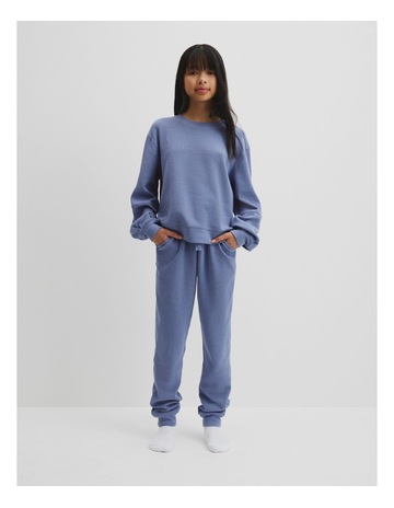 Porcelain Blue colour