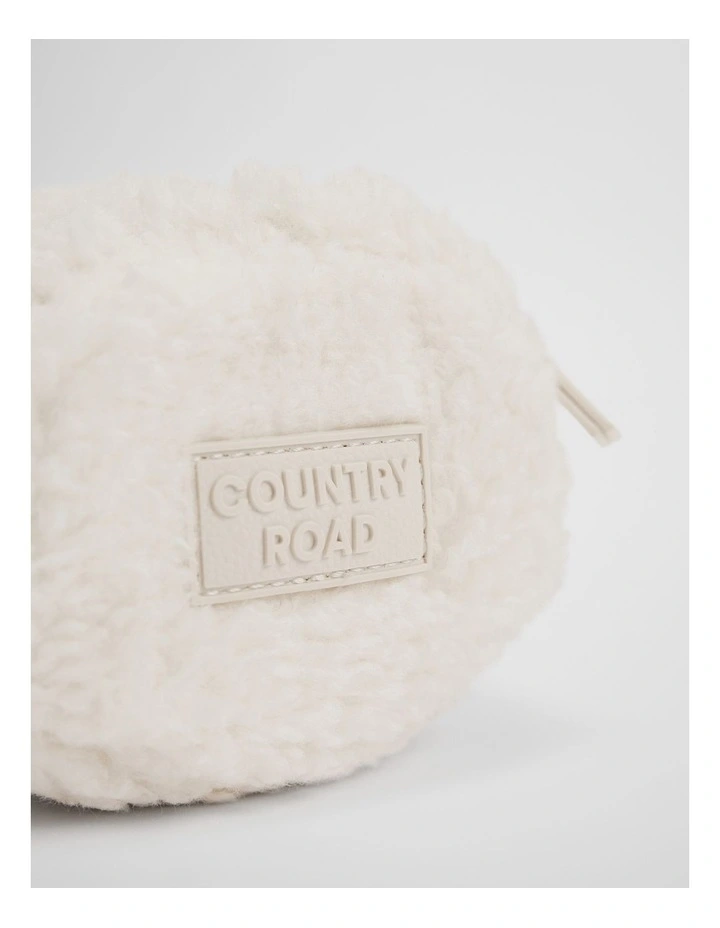 Fur Lamb Pouch in Marshmallow image 2
