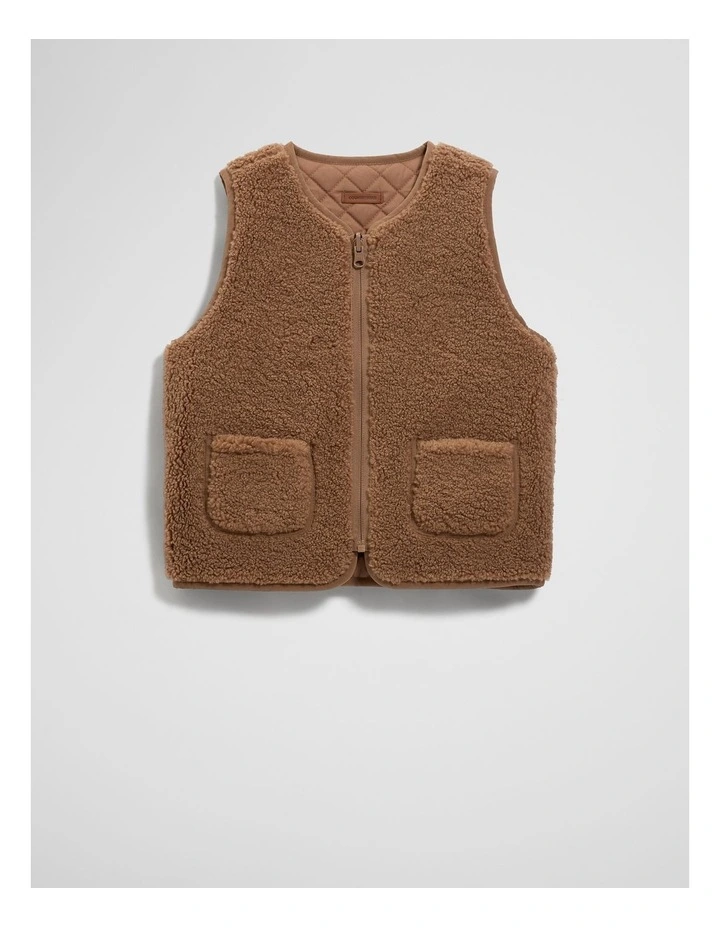 Reversible Gilet in Camel image 6
