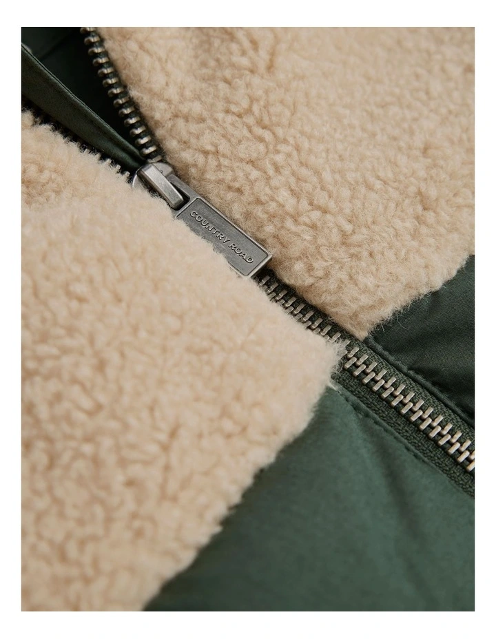 Sherpa Splice Vest in Forest image 5