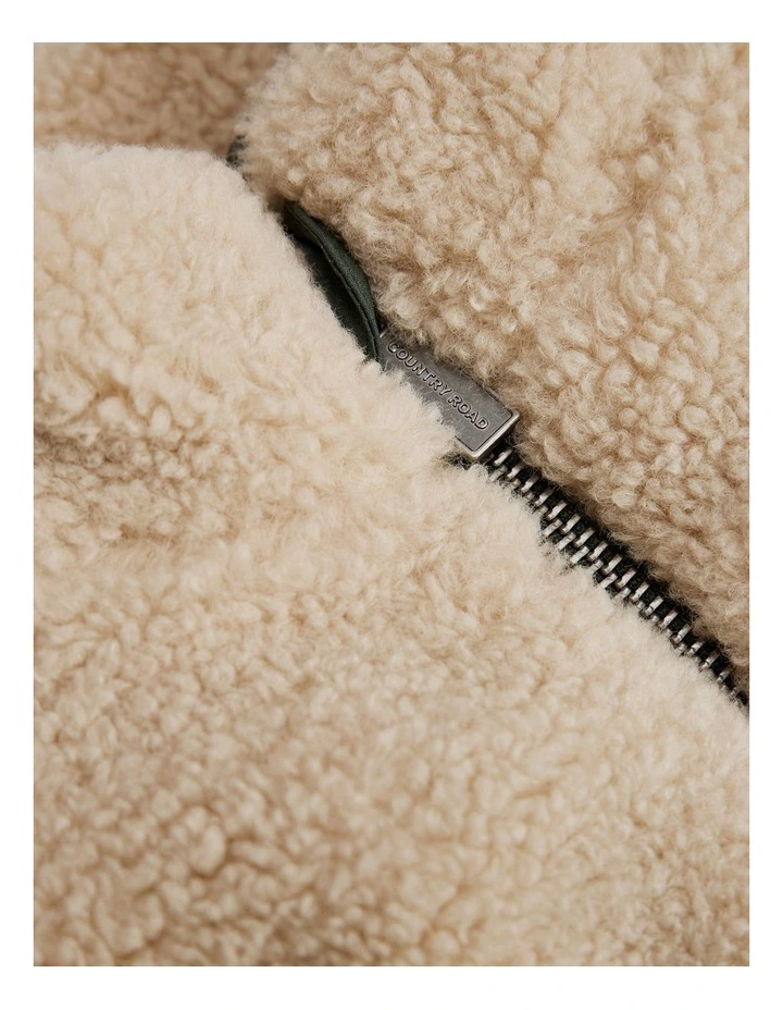 Sherpa Splice Vest in Forest image 2