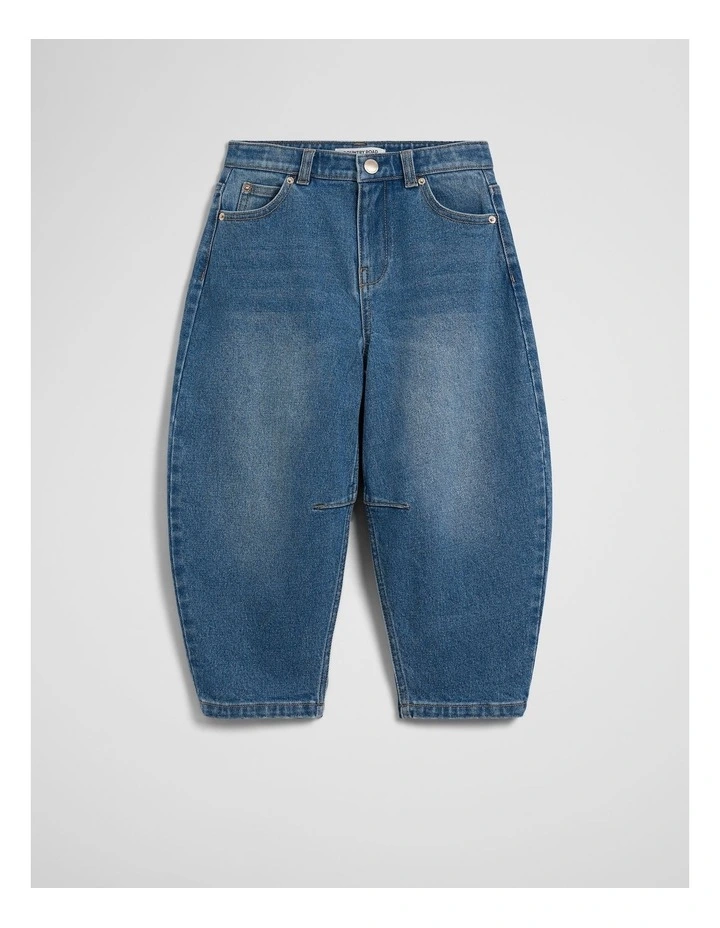 Barrel Jean in Mid Blue Wash image 2