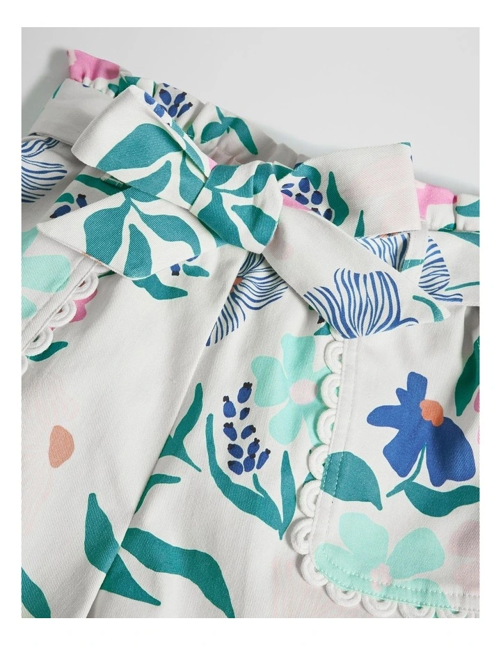 Paperbag Short in Light Floral Print image 2