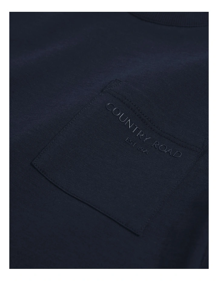 Relaxed Short Sleeve Pocket T-shirt in Navy image 2