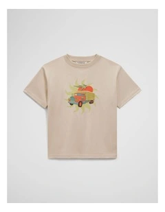 Oversized Short Sleeve Market T-shirt in Pebble
