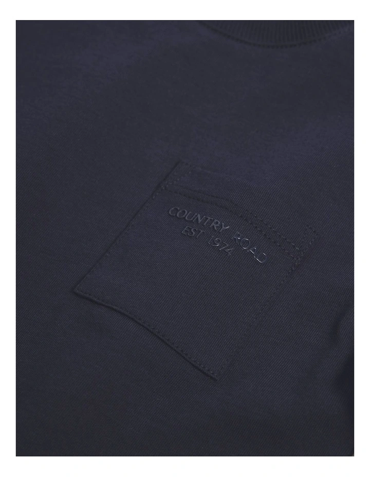 Relaxed Short Sleeve Pocket T-shirt in Navy image 2