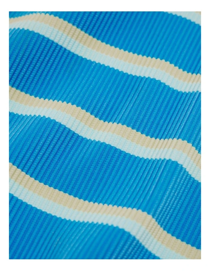 Textured Rash Vest in Seaside Blue image 7