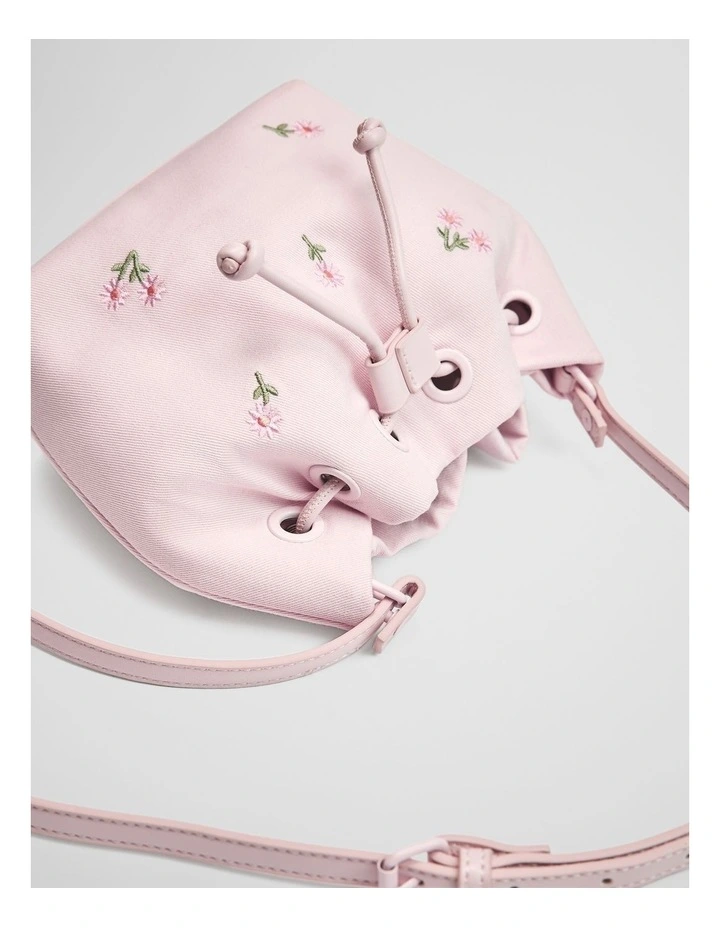 Daisy Bucket Bag in Ballet Pink image 2