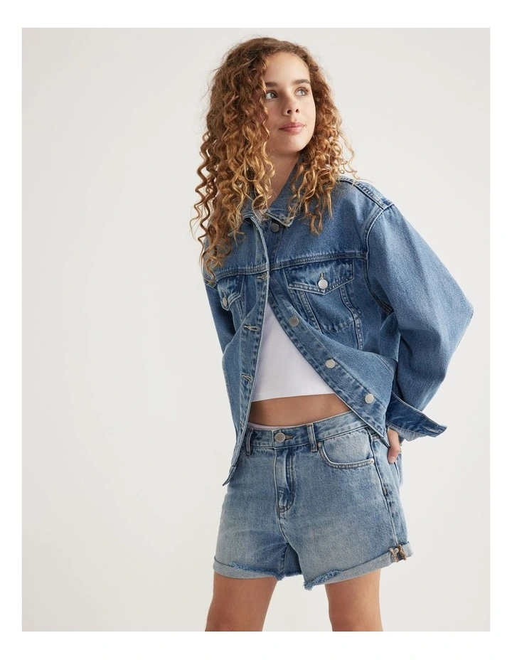 Abbie Rolled Shorts in Denim image 5
