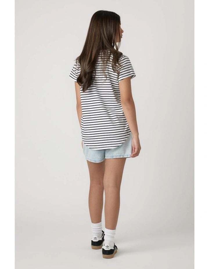 Decjuba Heritage Tee in Multi image 2