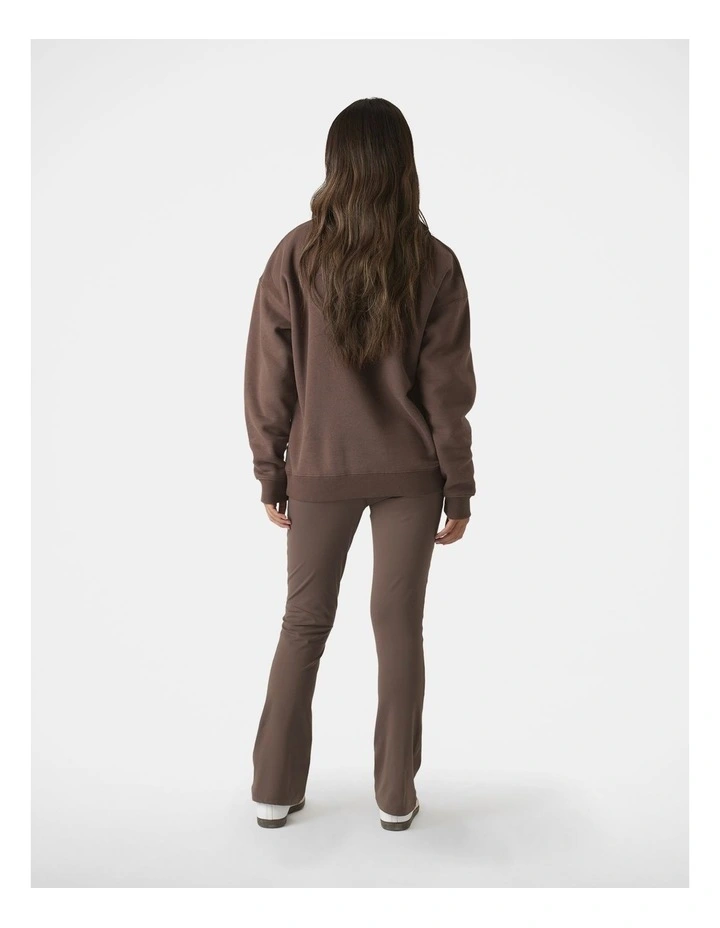 Oversized Sweat in Brown image 2