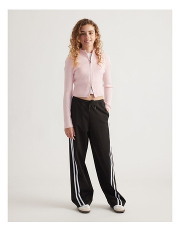 Chalk Pink colour