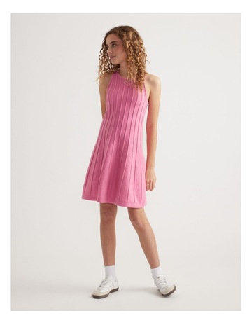 Bright Pink colour