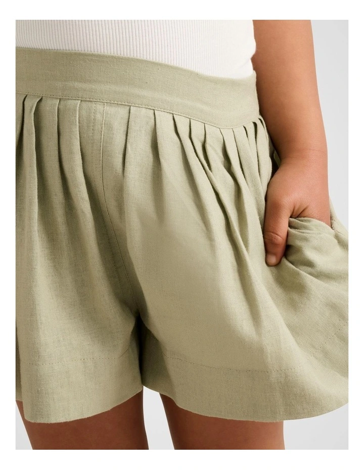 Eveline Pleated Girls Shorts in Green image 4