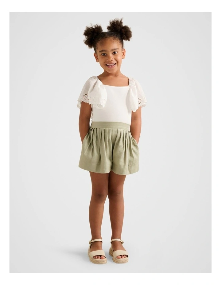 Eveline Pleated Girls Shorts in Green image 5