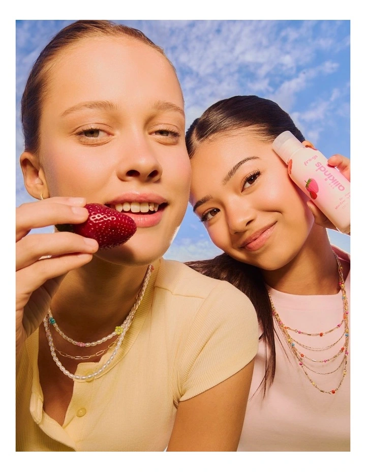 Strawberry Mini Must Haves Set image 3