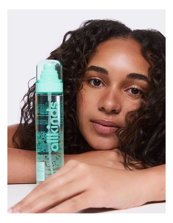 Soft & Smooth Detangler Spray image 4
