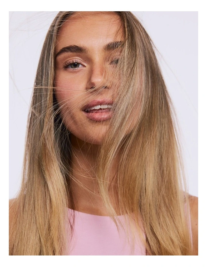 Soft & Smooth Detangler Spray image 7