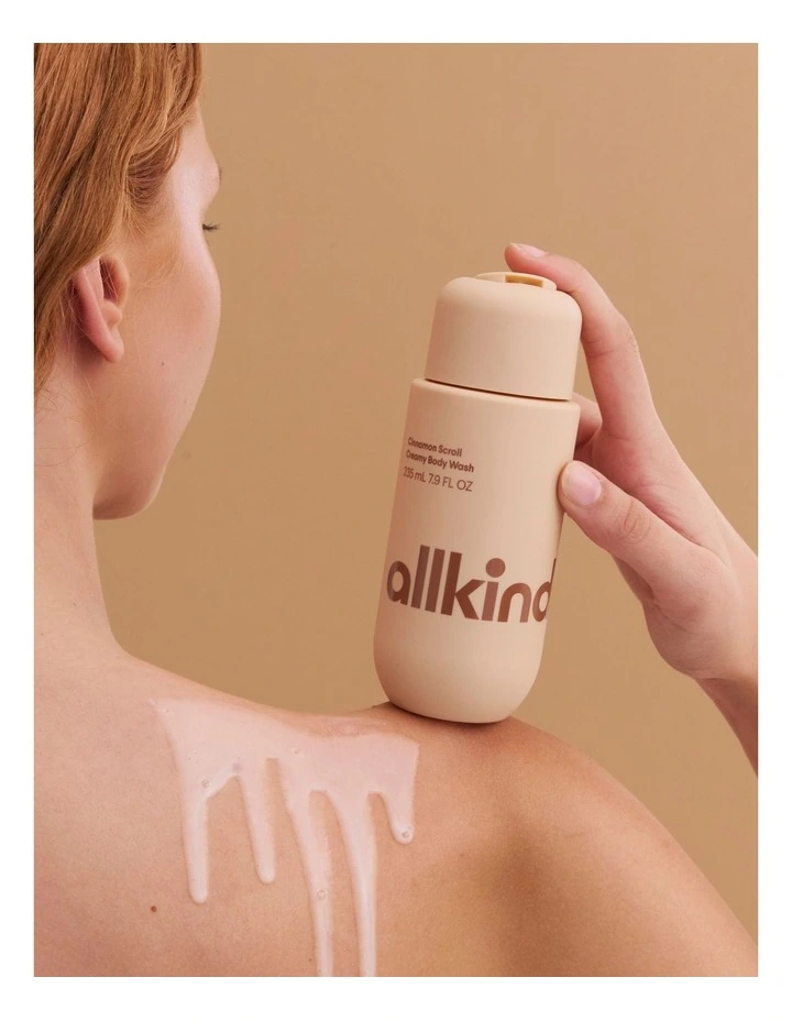 Cinnamon scroll Creamy Body Wash image 6