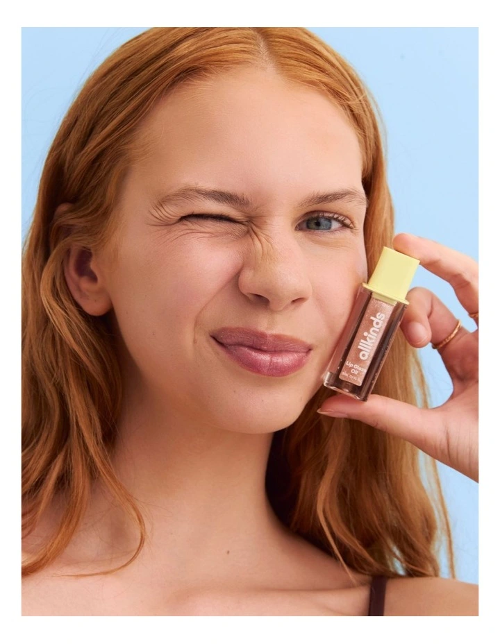 Cinnamon Scroll Lip Oil image 2