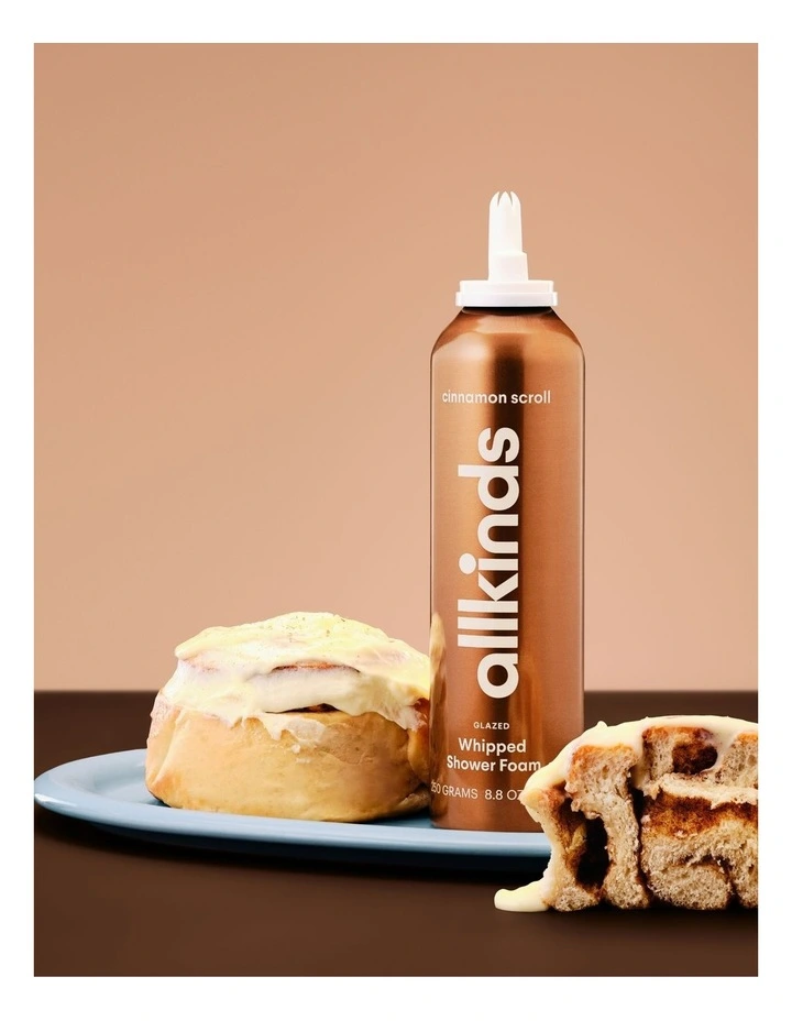 Cinnamon Scroll Whipped Shower Foam image 2