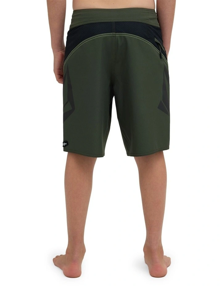 Boys 8-16 Pro Stone Mod 21 Boardshorts in Squadron Green image 2