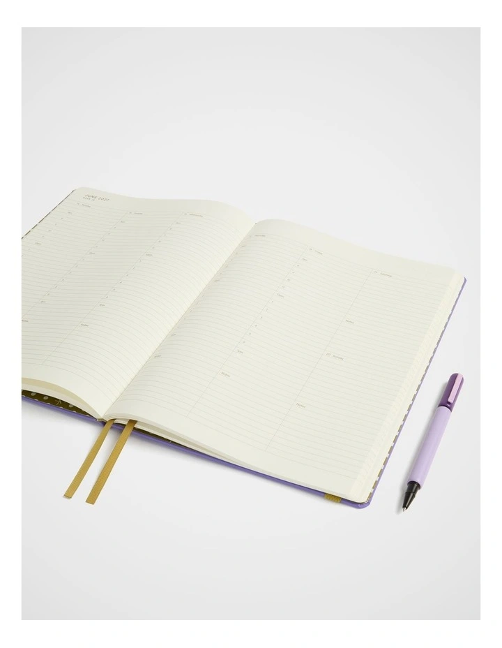 In-Scribe Weekly Diary A4 2027 in Lt Purple image 2