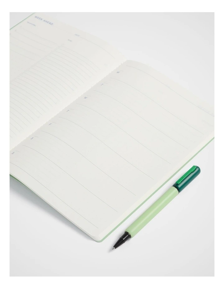 Stitch Weekly Planner B5 in Green image 3