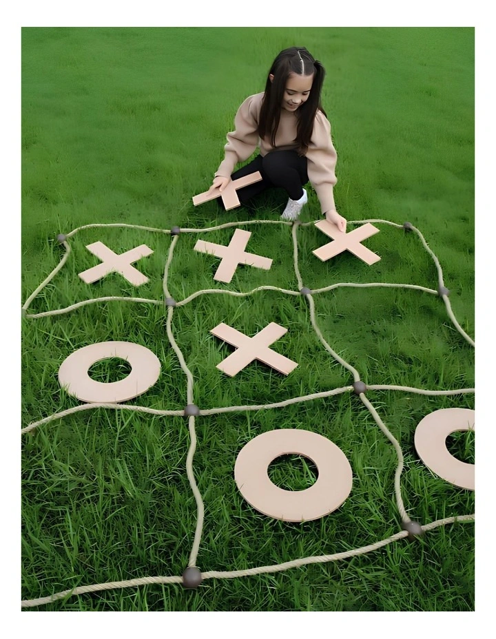 Giant Noughts And Crosses Tic Tac Toe Game Set image 5