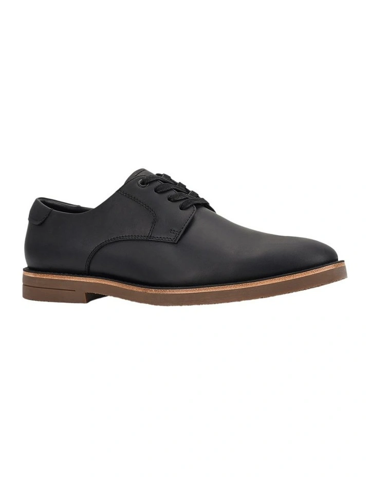 Gobi Shoes in Black image 2