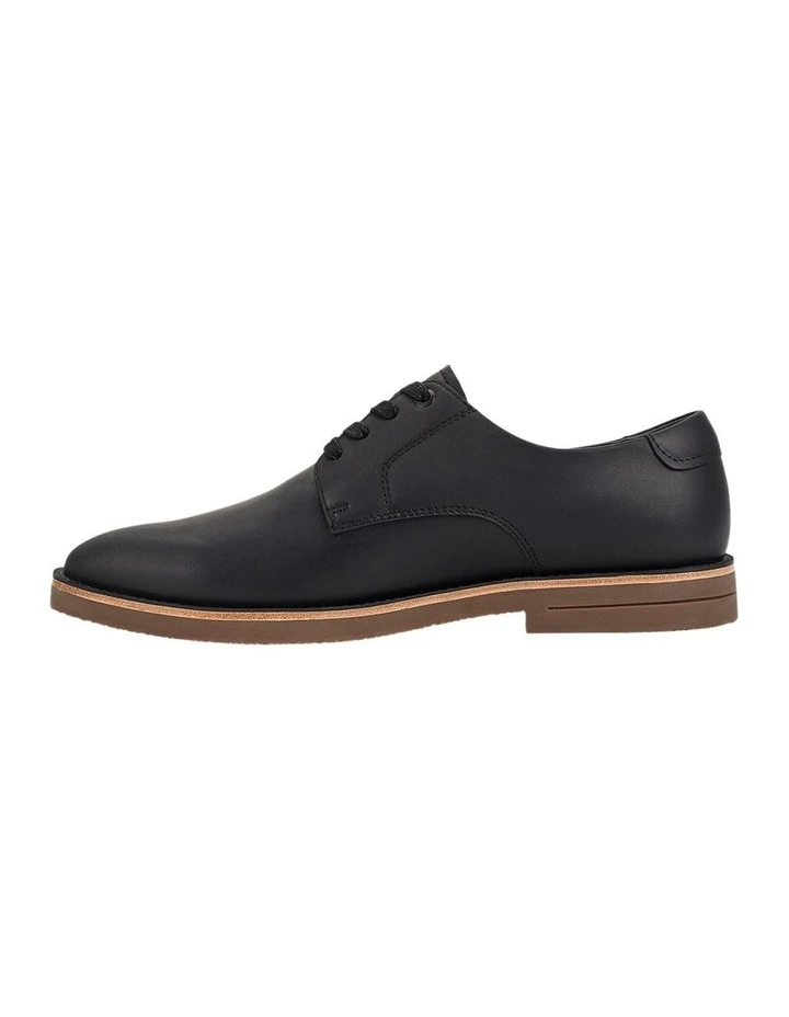 Gobi Shoes in Black image 3