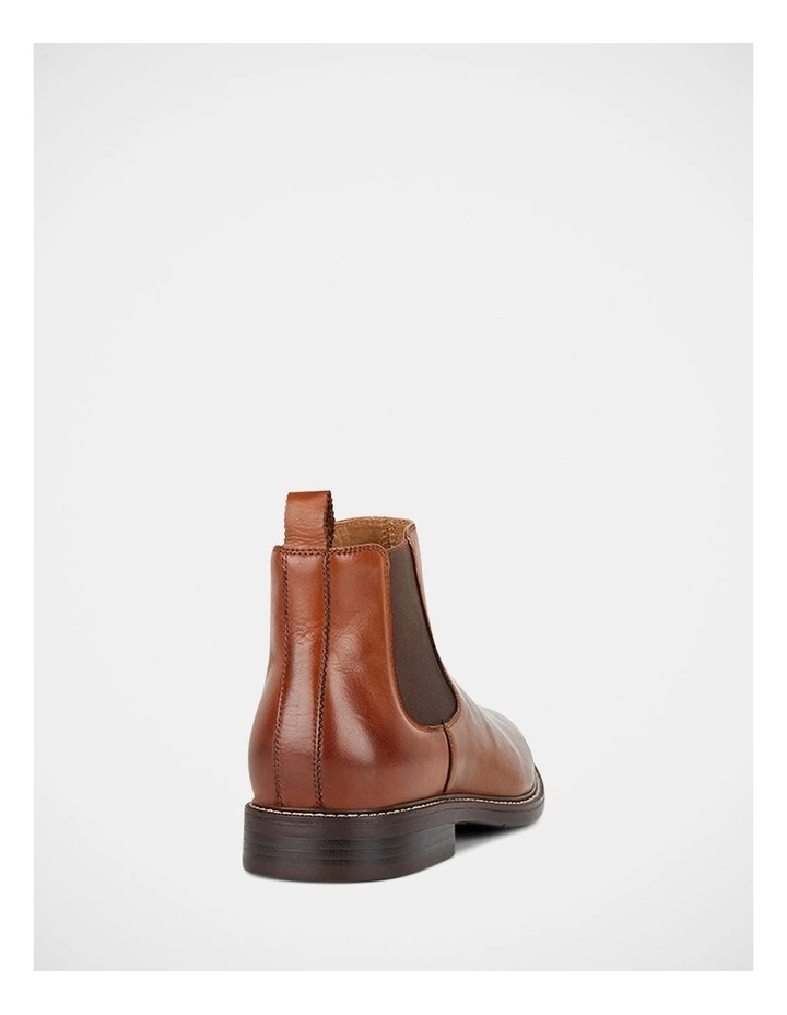Hanger Boots in Brown image 2