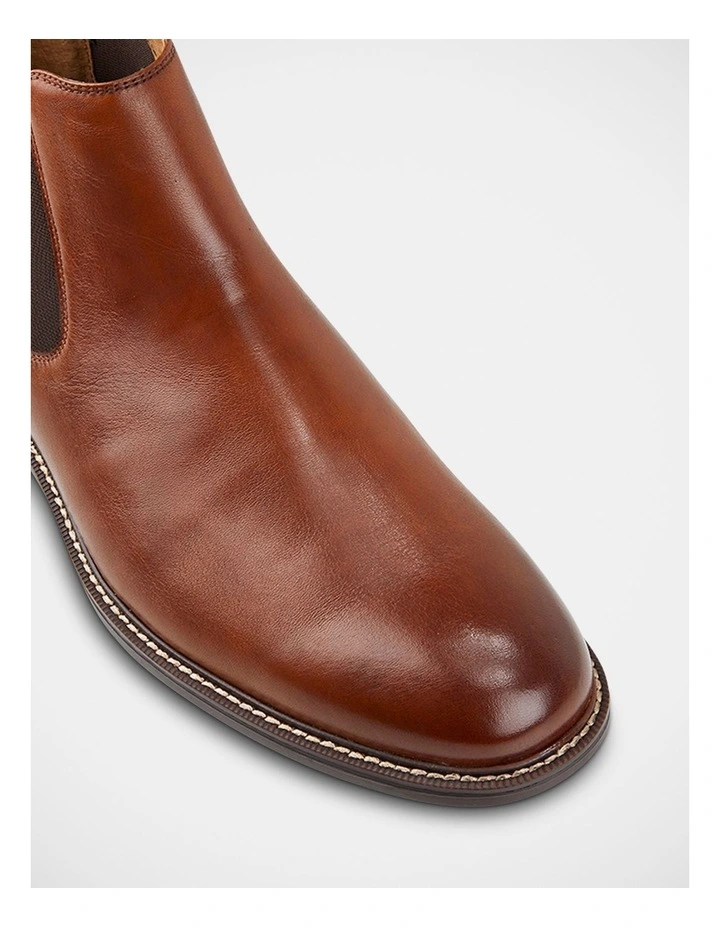 Hanger Boots in Brown image 4
