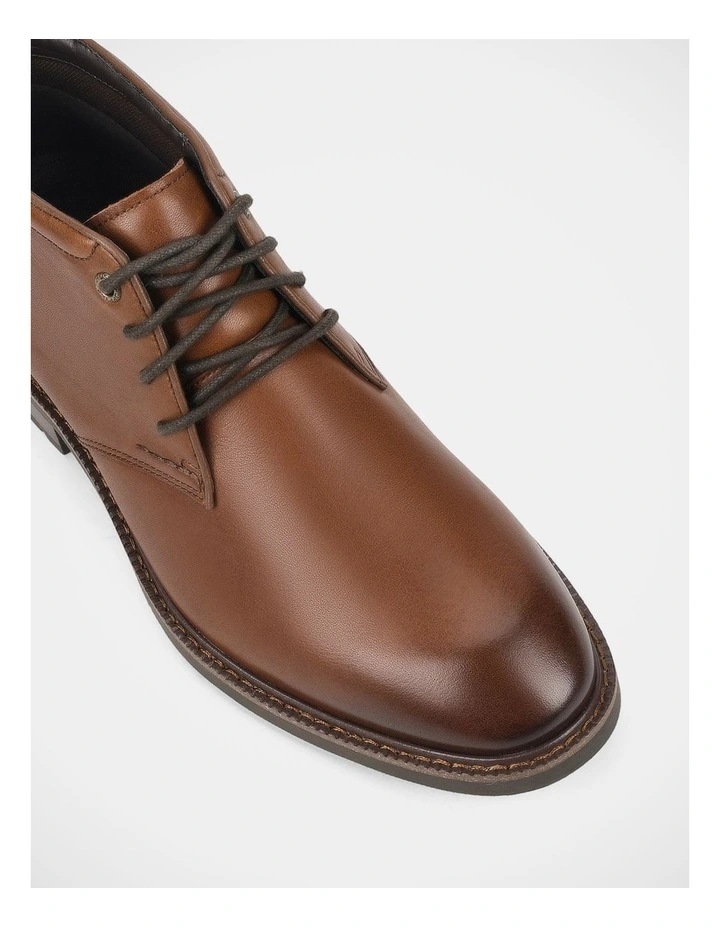 Lynx Boots In Brown image 4