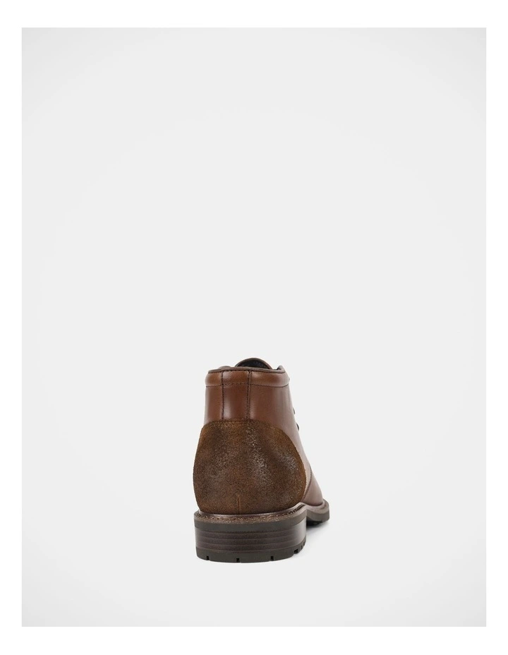 Lynx Boots In Brown image 5