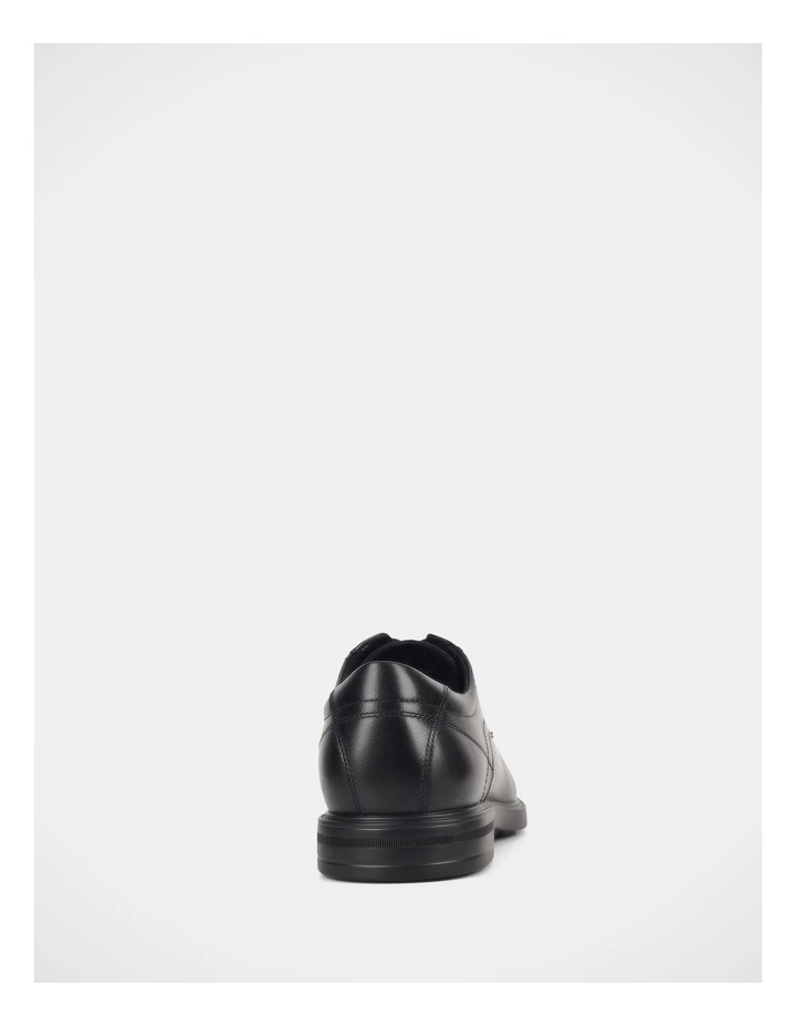 Upbeat Shoes in Black image 5