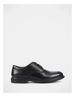 Unify Shoes in Black