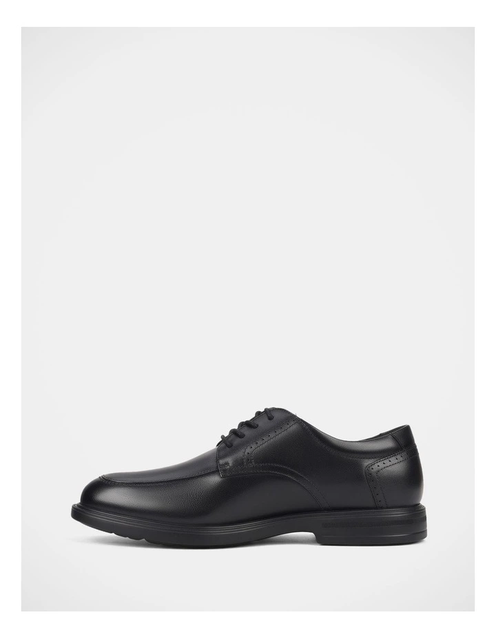 Unify Shoes in Black image 3