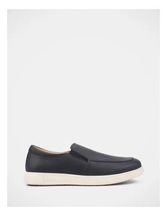 Geo Shoes In Navy Wild