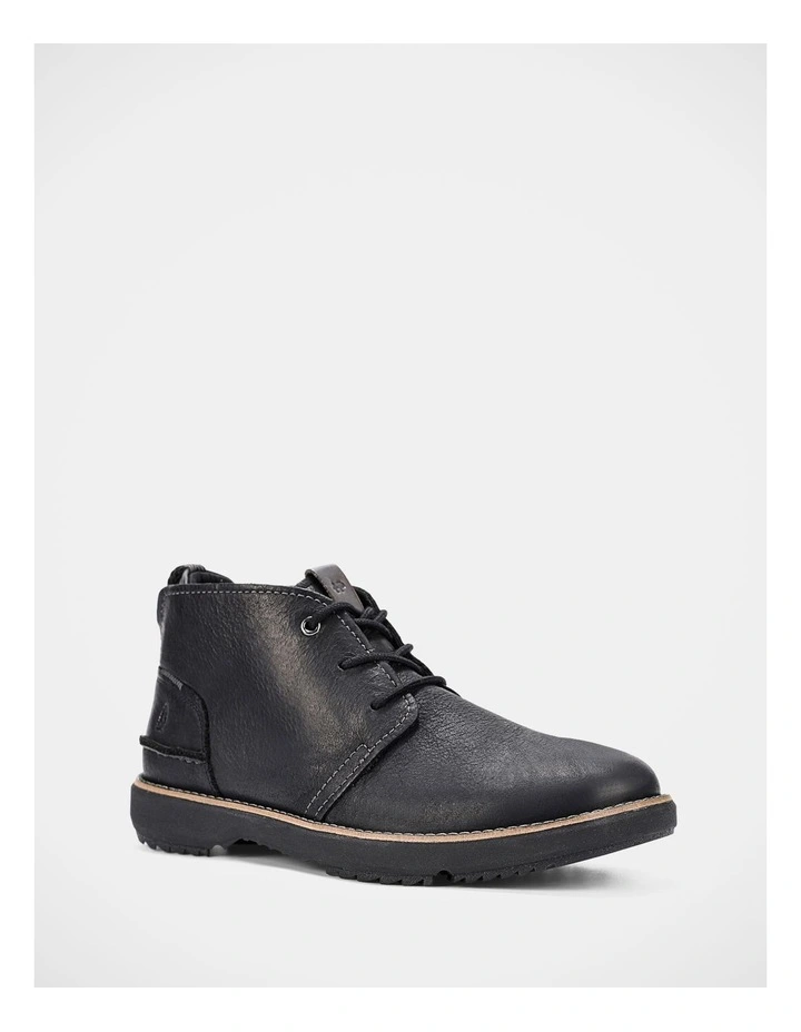 Scotty Chukka Boots In Bold Black Leather image 2