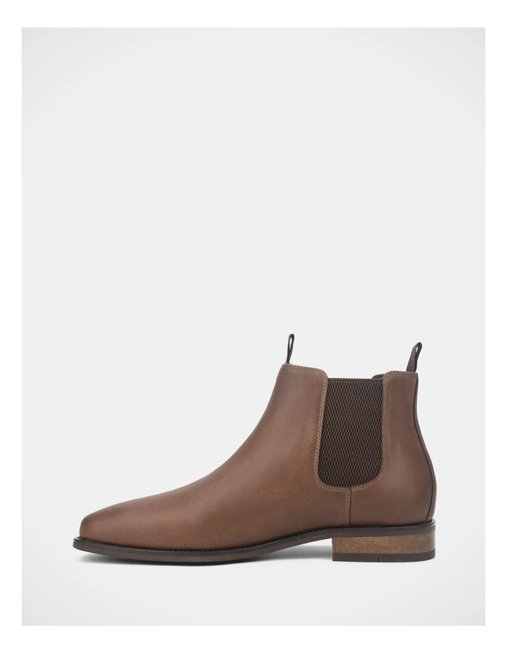 Wisconsin Boots In Brown image 3