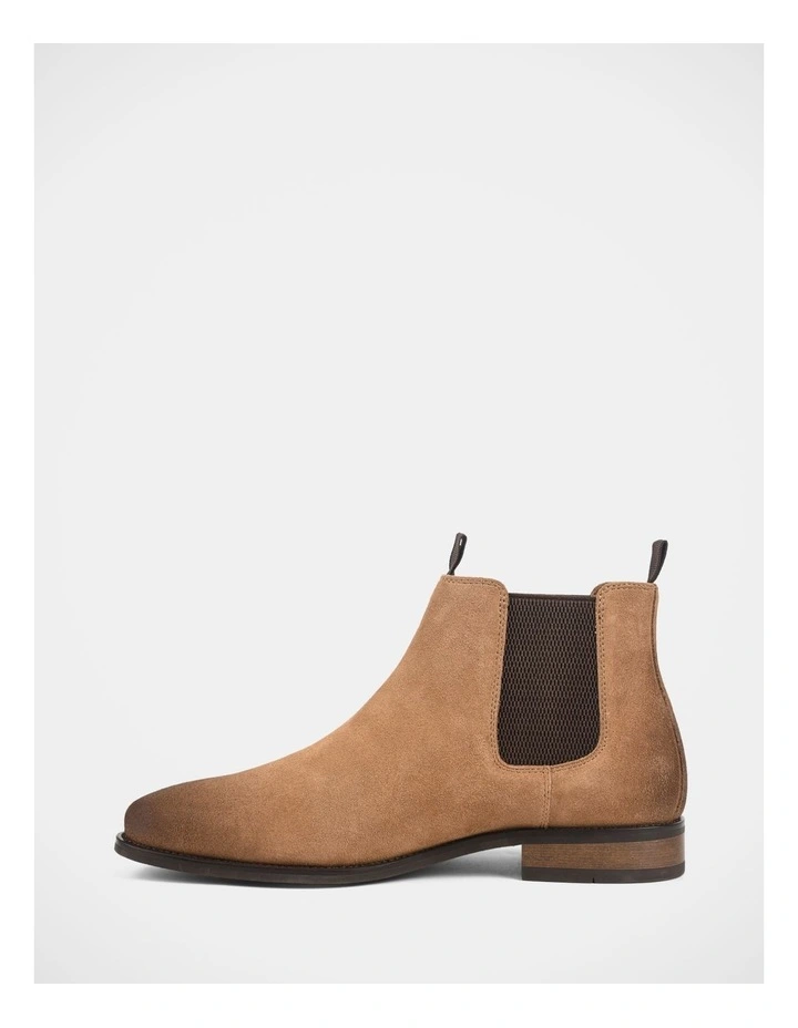 Wisconsin Boots In Chestnut Suede image 3