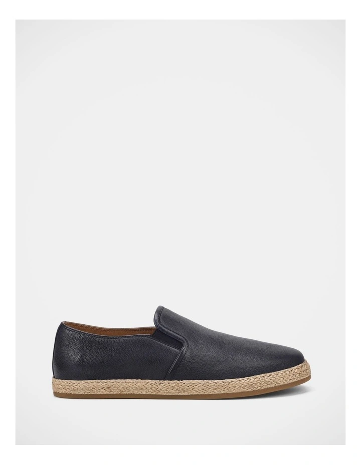 Dagger Shoes In Navy image 1