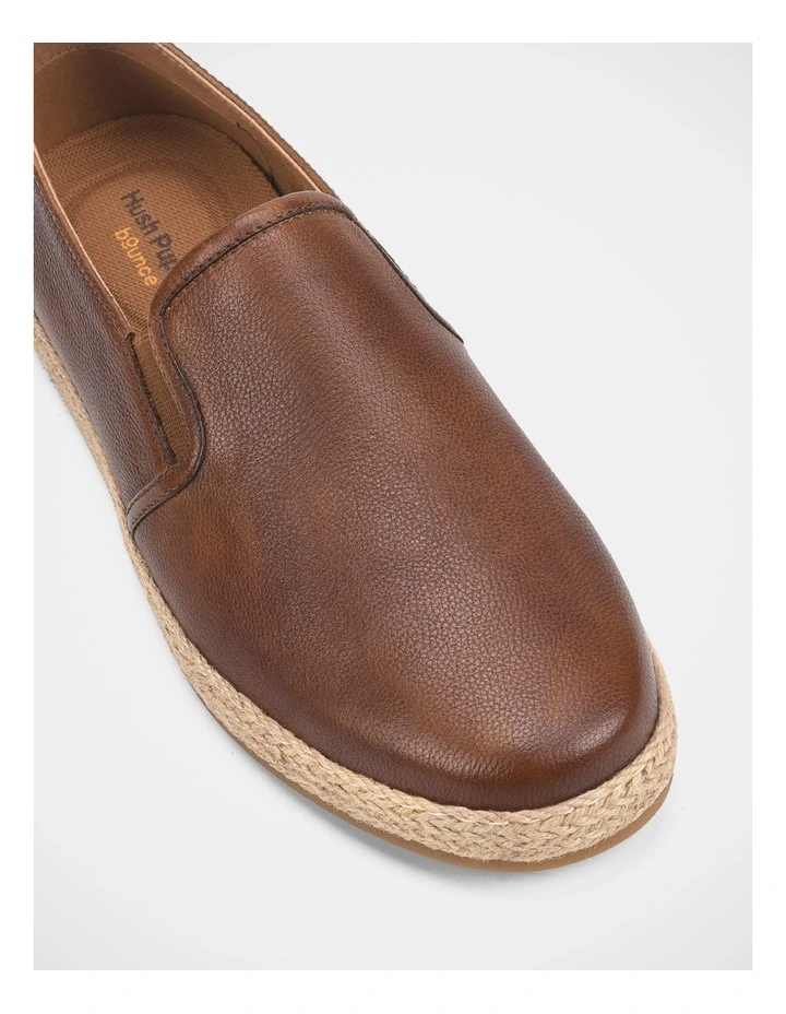 Dagger Shoes In Tan image 4