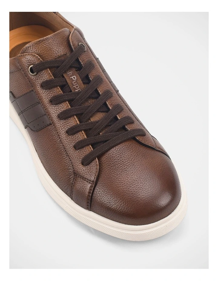 Gravity Sneakers In Tan/Brown image 4